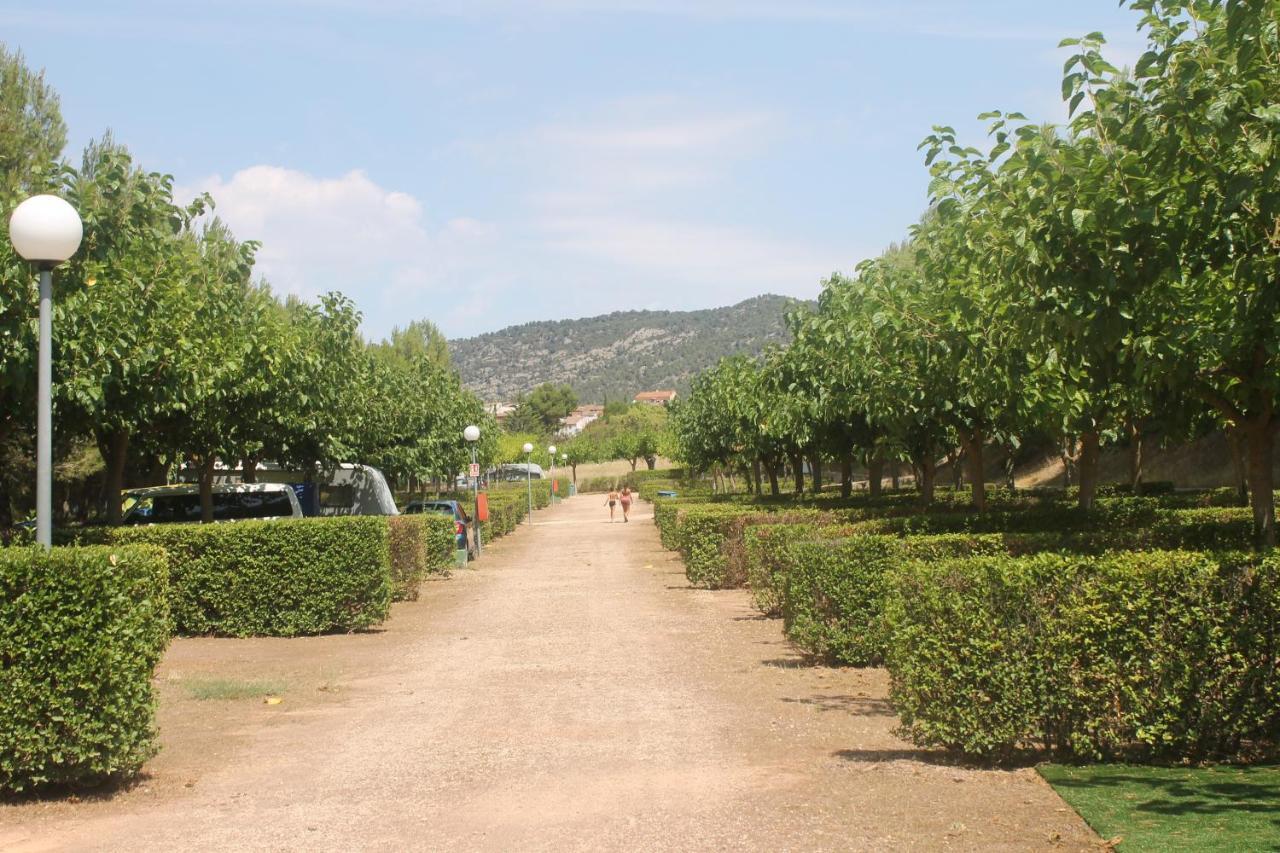 Montsant Park Camping & Bungalow Ulldemolins Екстериор снимка